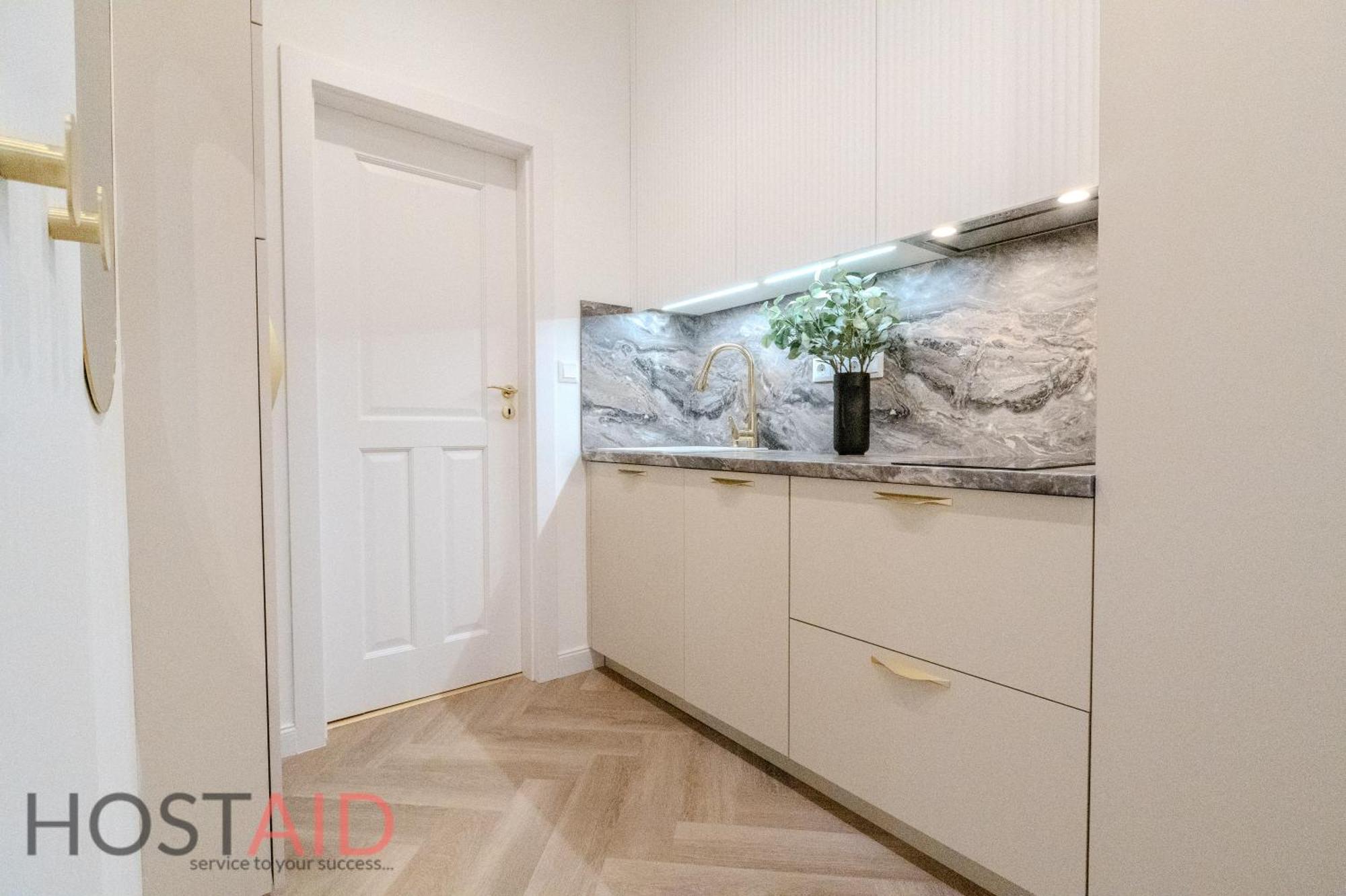 V27-2 Design - Hostaid Apartmán *